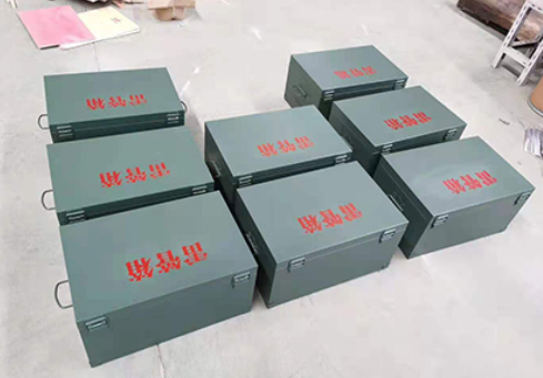 巩留炸药箱和雷管箱一般是怎么存放的？